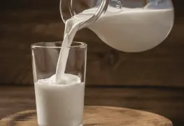 Profeco alerta sobre estas marcas de leche que contienen exceso de azúcares