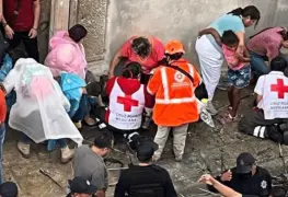 Explosión de pirotecnia en desfile de la Guelaguetza, en Oaxaca, deja 7 heridos