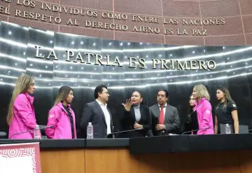 El Senado de la República entregó un reconocimiento al equipo de gimnasia rítmica antes de que viajen a los Juegos Olímpicos de París 2024