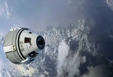 NASA evalúa traer en 2025 a los astronautas de la Starliner en una cápsula de SpaceX
