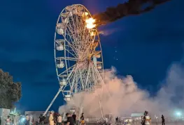 Noria se incendia en un festival de música en Alemania