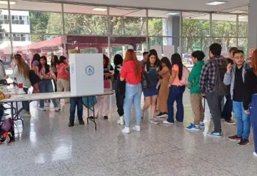 Unis de paga tienen 40% de estudiantes