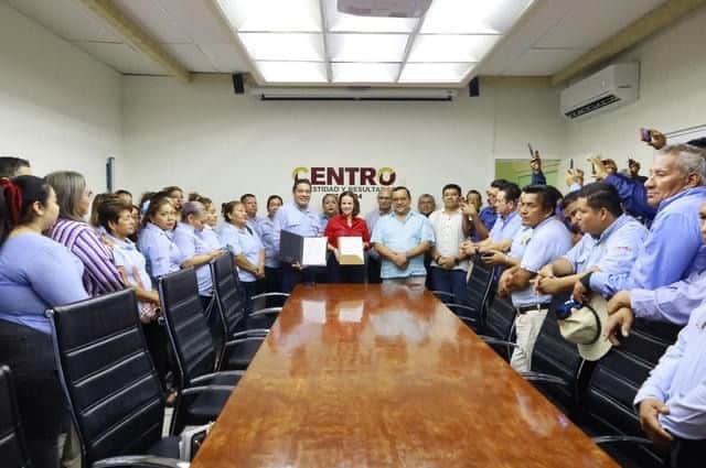 Signan Gobierno de Centro y Sección 01 del SUTSET incremento salarial de 4.5%