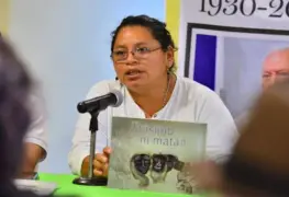 Presentan libro bilingüe en Yokot´an y en español, La Enrama