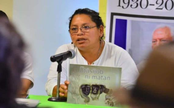 Presentan libro bilingüe en Yokot´an y en español, La Enrama