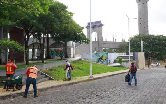 Participan colonos en Jornada Integral de Limpieza en calles del centro de Villahermosa