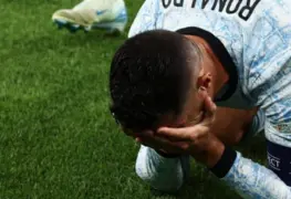 Cristiano Ronaldo anota su gol 900 con Portugal y celebra al borde del llanto