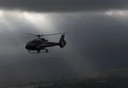 Ocurre accidente de helicóptero en El Salvador, transportaba al director de policía y a un reo