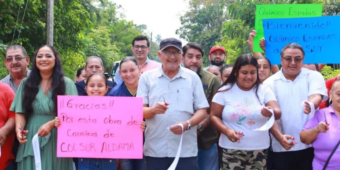 Gobierno de Comalcalco inaugura importante obra de pavimentación en colonia Sur de Villa Aldama