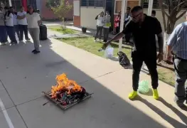 Multan a secundaria de Durango por destruir y quemar celulares a sus estudiantes