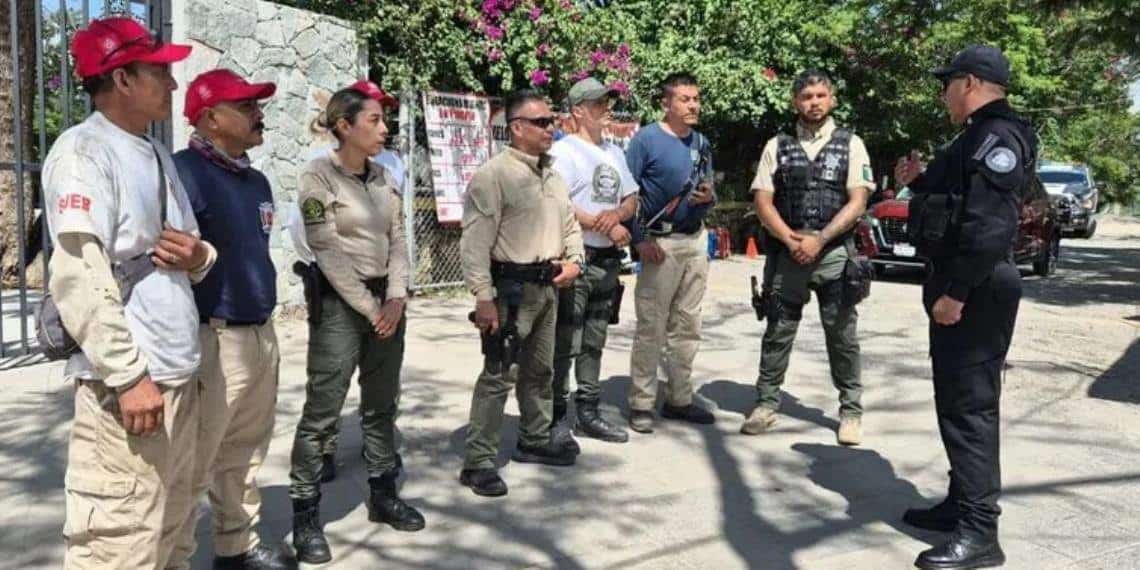 Rescatan a tres personas extraviadas al interior de la barranca de Huentitán