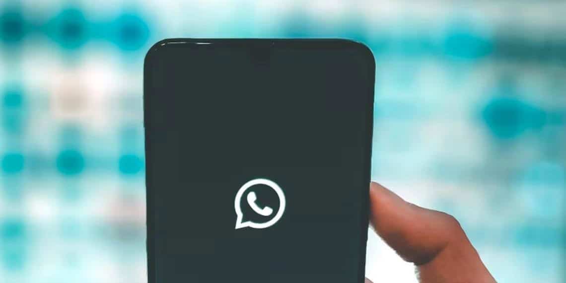 Cómo eliminar los archivos basura de WhatsApp para liberar espacio