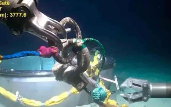 Inquietante video muestra el rescate de los restos del submarino Titán del fondo del océano