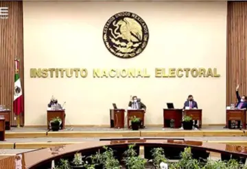 Acata INE sentencias en materia de fiscalización a partidos políticos