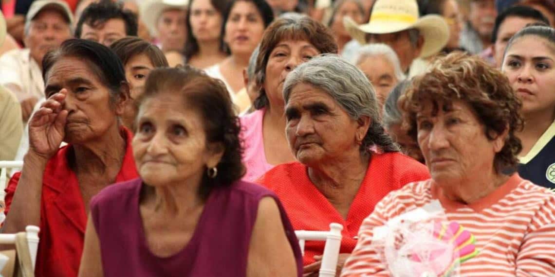 Conoce los requisitos para  la nueva pensión para mujeres de 60 a 64 años