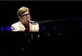 Elton John revela que perdió varias partes de su cuerpo