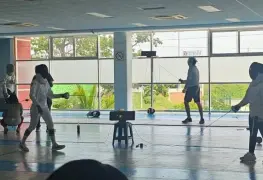 Tabasqueños compitieron en el evento local para conmemorar el Día Mundial de la Esgrima