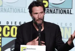 Keanu Reeves debuta como piloto en Indianápolis, pero sufre accidente