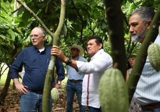 Van gobiernos por rescate del campo