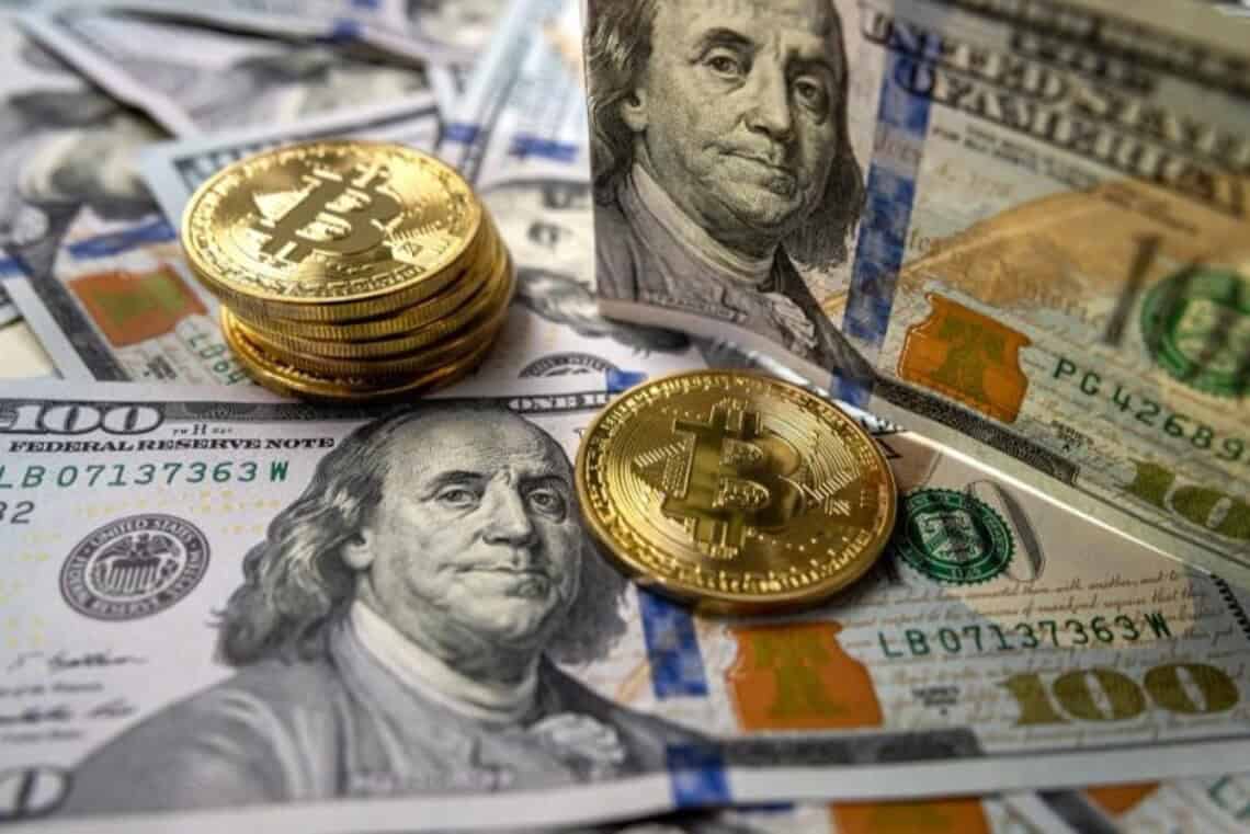 Bitcoin y dólar: ¿Se complementan o pueden llevar a ser rivales?