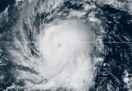 Huracán Kristy se fortalece a categoría 2 en el Océano Pacífico