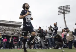 "Mi objetivo es un título con Pumas": Chino Huerta no se distrae con Europa