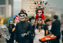 ¿Por qué celebramos los mexicanos esta fiesta en noviembre?