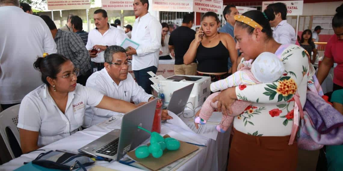 Más de una docena de infantes obtuvieron su acta de nacimiento en Jornadas de Atención al Pueblo en Territorio en Huimanguillo