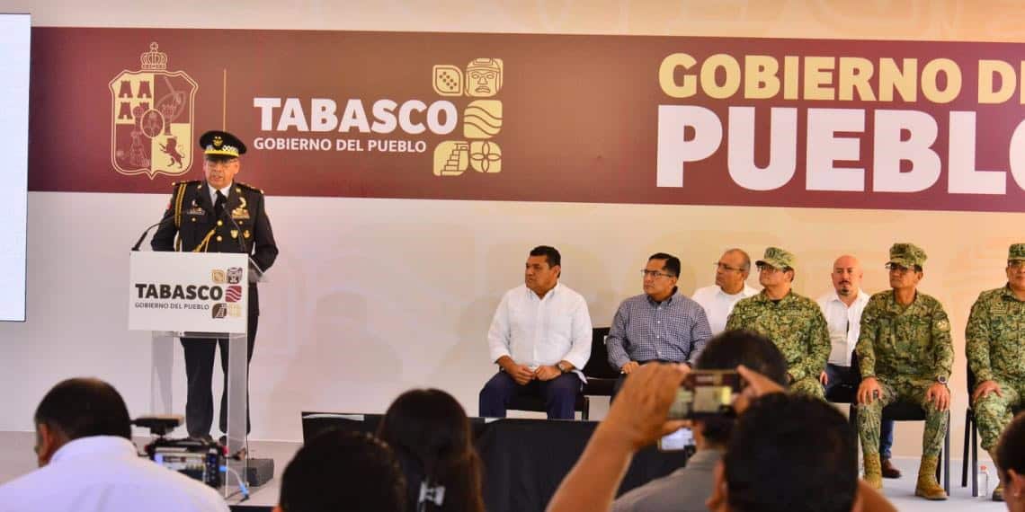 Gobierno de Tabasco y Sedena unen esfuerzos para mejorar infraestructura estatal