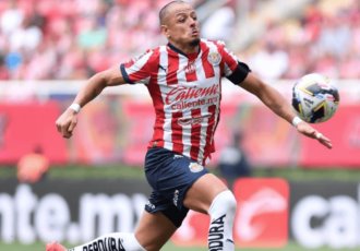 Chicharito Hernández vuelve a la convocatoria de Chivas para la última jornada