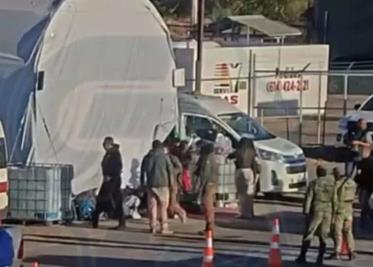 Aseguran tráiler con más de 150 migrantes en Chihuahua