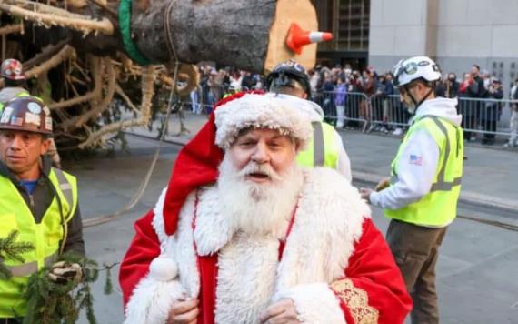 Árbol de Navidad del Rockefeller Center llega a Nueva York para inaugurar la temporada