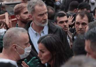 Reyes de España visitaron Valencia tras inundaciones