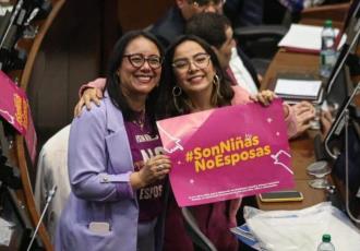 Congreso colombiano prohíbe el matrimonio infantil