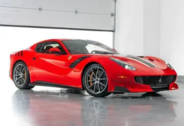 Subasta de Ferrari incautado alcanza cifra récord en Japón