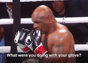 Mike Tyson explica por que mordía su guante en pelea vs Jake Paul | VIDEO