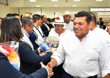 Banderazo al programa "AlfabetizaTec"