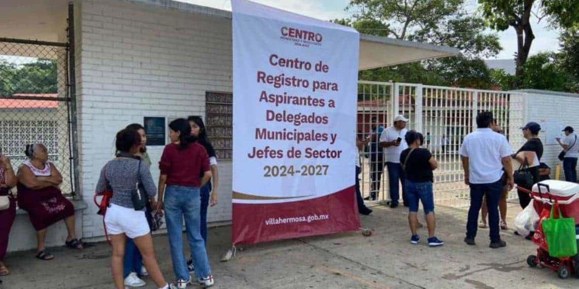 Se privilegia a mujeres en Centro