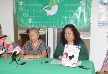 Presenta Codehutab revista que trata la violencia contra las mujeres