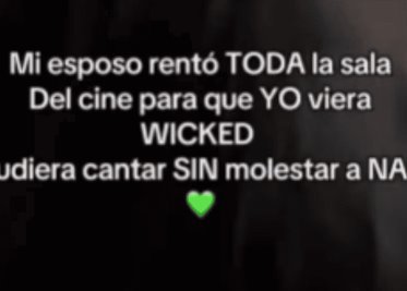 Experiencia Única de Yuliana Martínez viendo Wicked Divide Opiniones