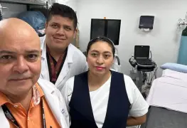 Recibe médico Aulo Gelio Cobos primer lugar en Casos Extremos