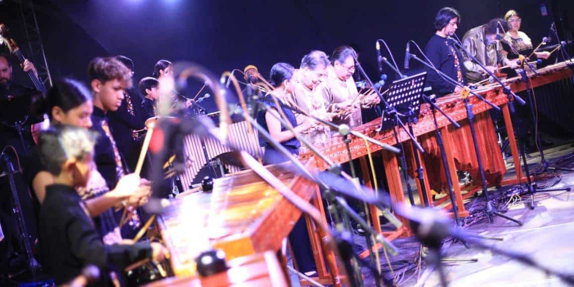 Hace suspirar Marimba Nandayapa con piezas tradicionales 