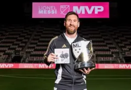 Lionel Messi recibe el premio Landon Donovan al MVP de la MLS 2024