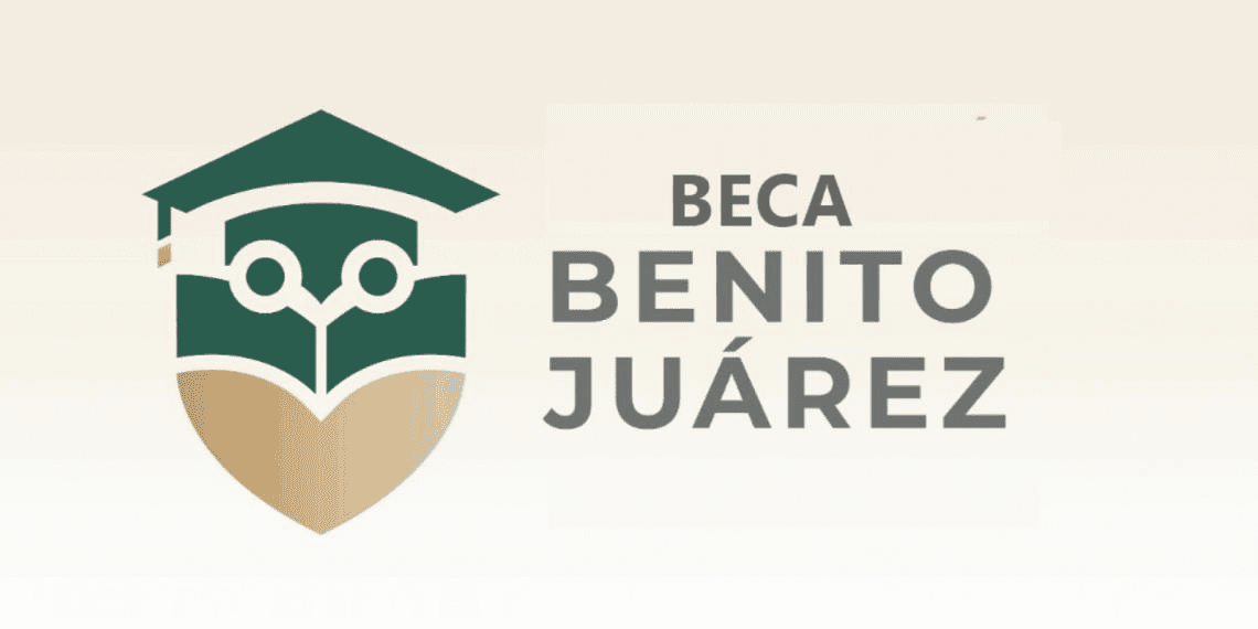 Beneficiarios Reciben Doble Pago de Beca Benito Juárez
