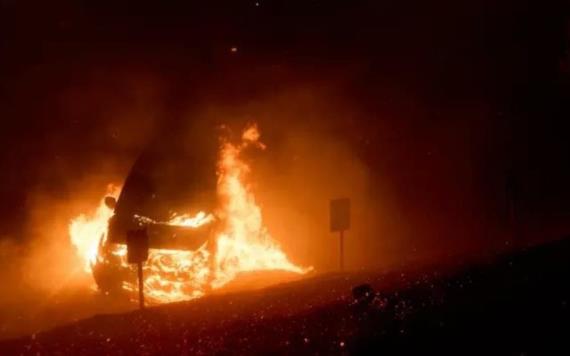 El devastador incendio forestal Franklin ya ha incendiado 890 hectáreas en Malibú, Estados Unidos