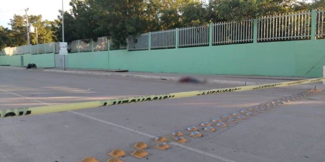 Un hombre fue ejecutado enfrente de un bachillerato en Culiacán