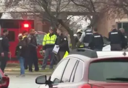 Se reporta un ataque armado en una escuela cristiana de Wisconsin; se reportan múltiples heridos.