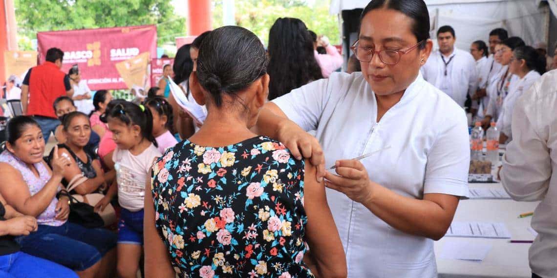 Exhorta Salud a vacunarse para prevenir enfermedades por cambios bruscos de temperatura