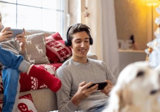 ¿Cómo hacemos que los adolescentes disfruten de la Navidad en familia?