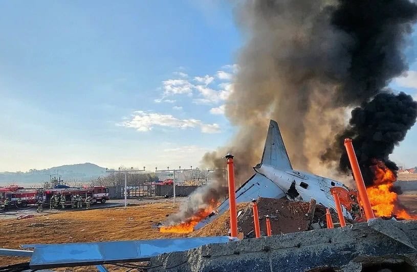 Avión con 181 personas a bordo se accidenta en Corea del Sur; reportan 29 muertos